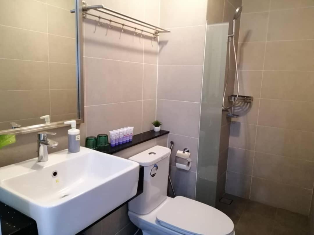218 Tropicana Georgetown Penang #B30 2Br For 4-7Pax温馨窝舒适两房 Esterno foto
